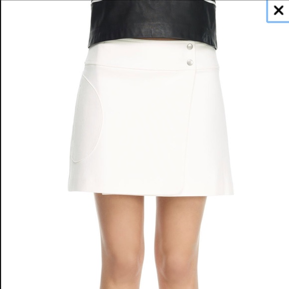 Theory White Wrap skirt - Picture 4 of 11